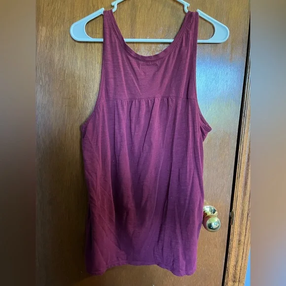 Universal Thread Maroon Tank Top Size Large - Picture 3 of 3